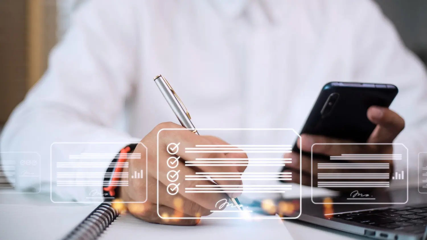 Flux de travail de l'assurance blockchain montrant la gestion numérique des polices avec signatures électroniques et vérification sécurisée des documents.