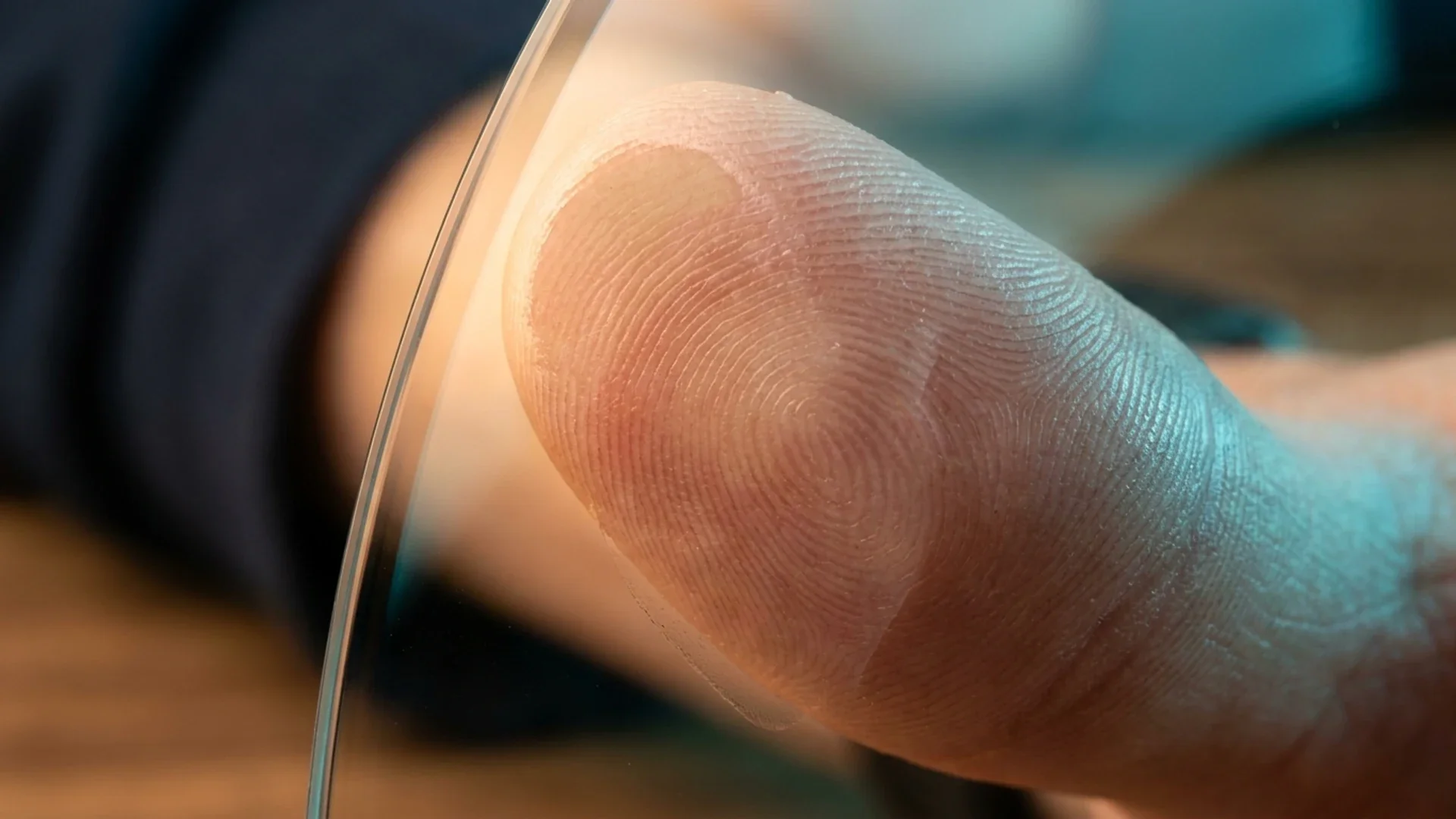 What is an electronic signature: a person signing a document on a tablet with a stylus